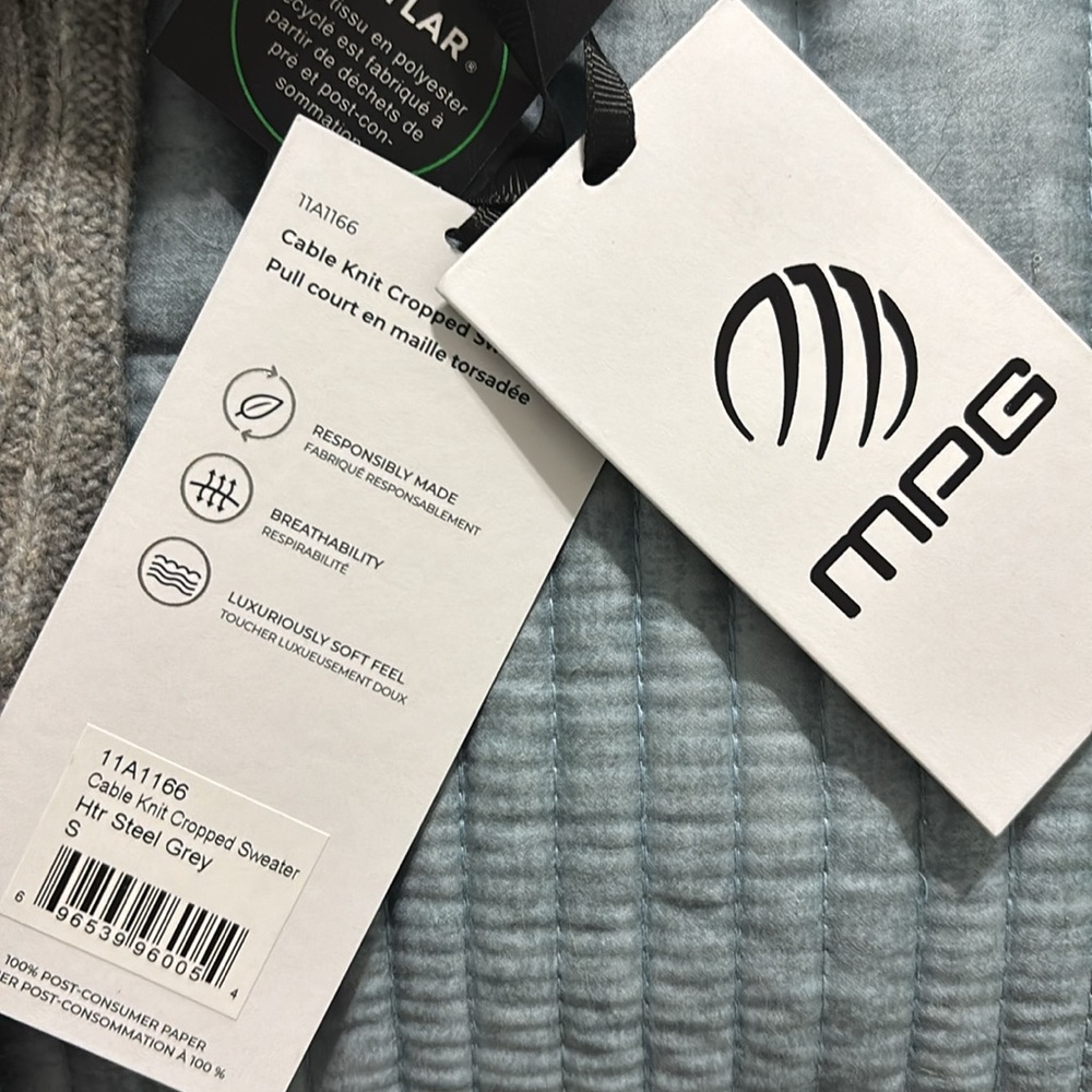 NWT MPG Cable Knit Cropped Sweater - Picture 4 of 6